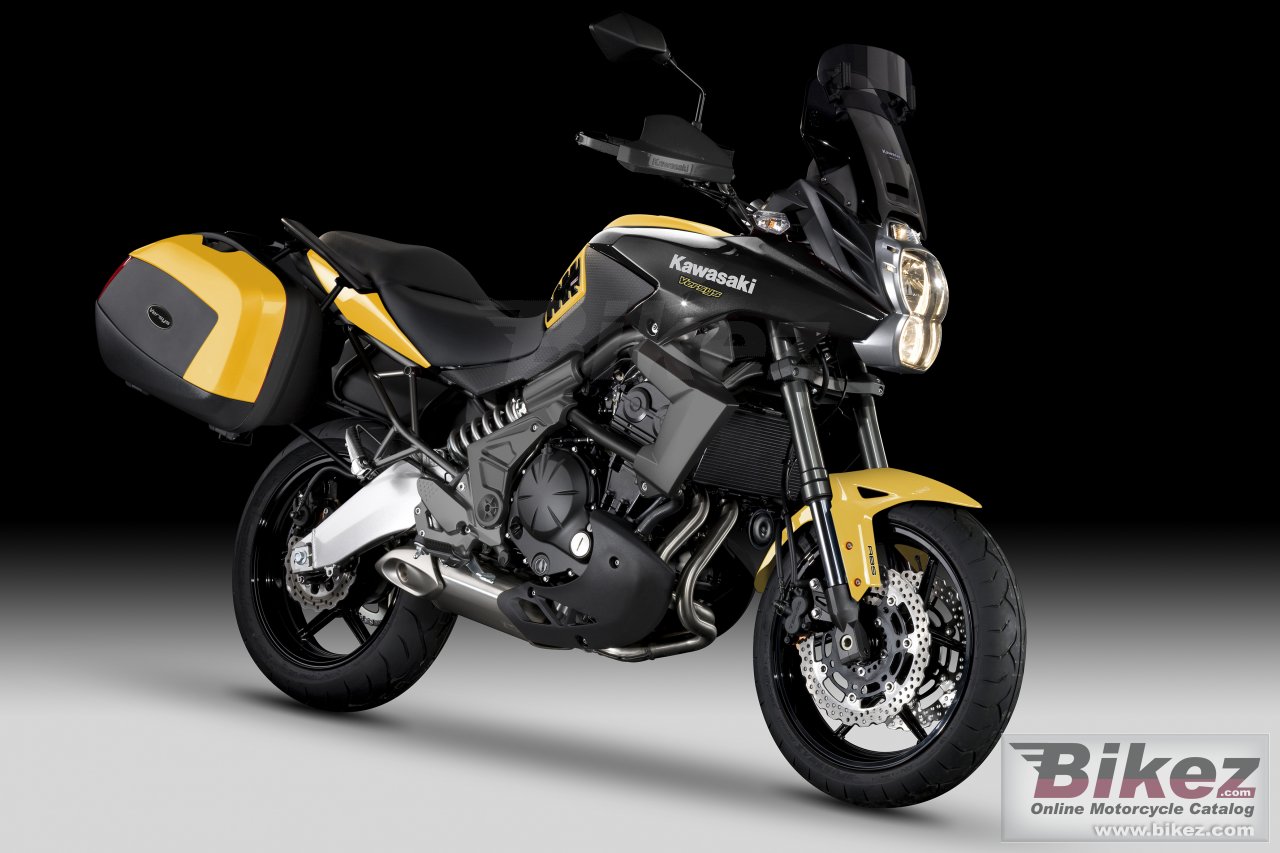 Big Kawasaki versys tourer picture and wallpaper from Bikez.com